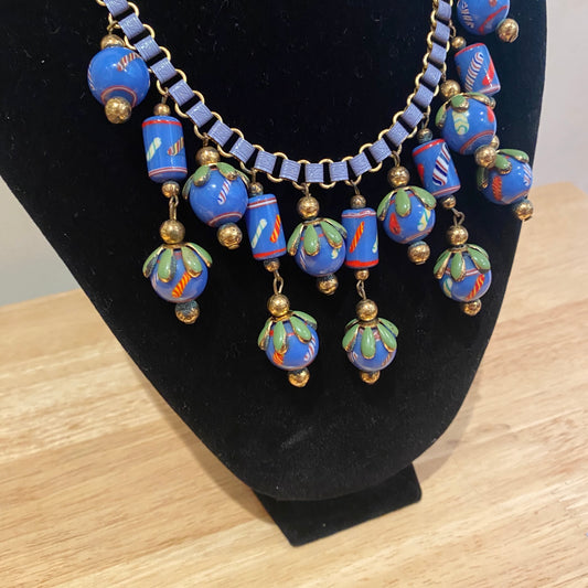 Close up of 1930s MIriam Haskell Style Book Chain Necklace