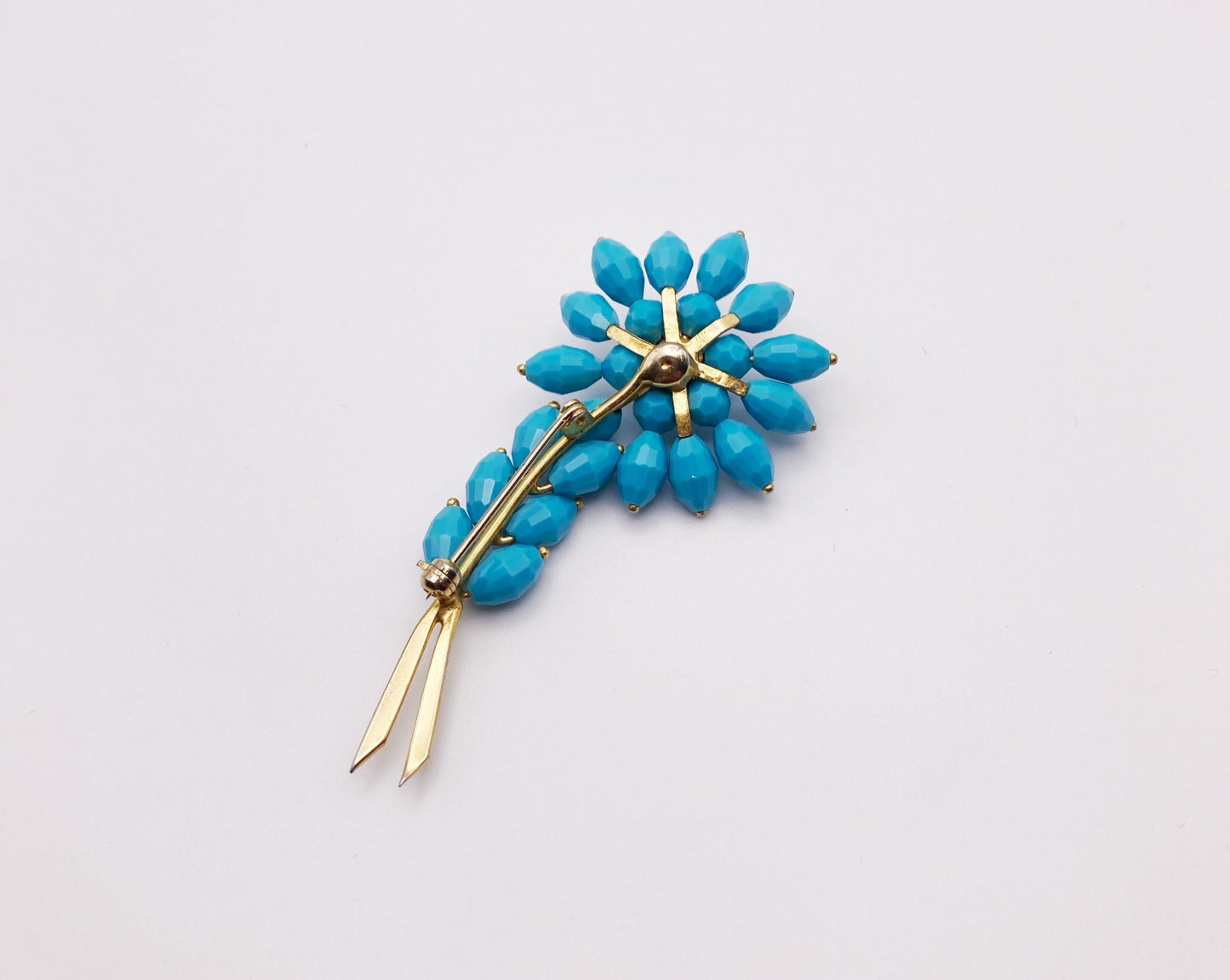 1960s Turquoise Vintage Flower Brooch – A Retro Statement Pin