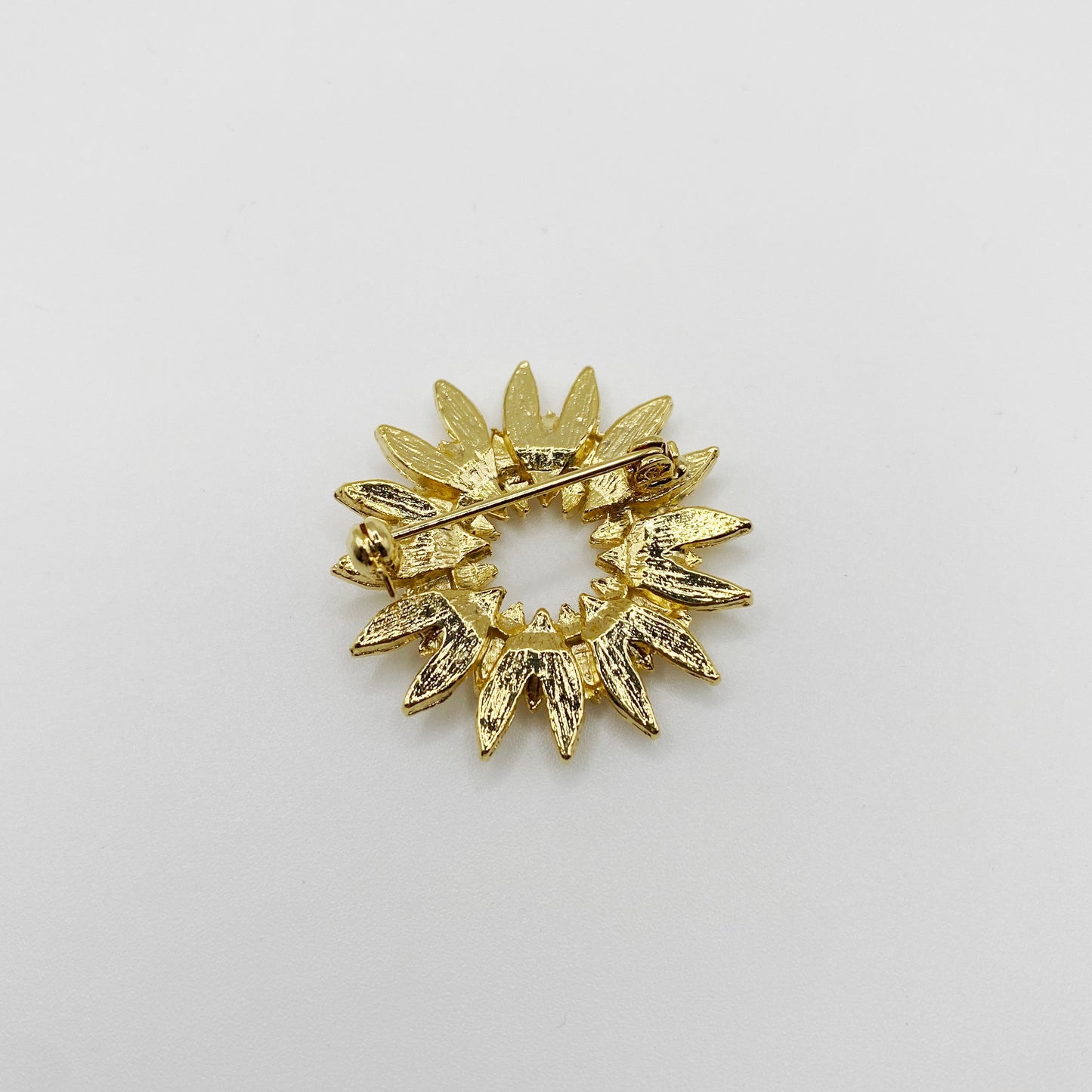 Vintage 1970s Sunburst Brooch | Retro Statement Pin
