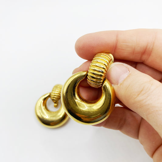 Close up of Monet 70s Clip On Earring.