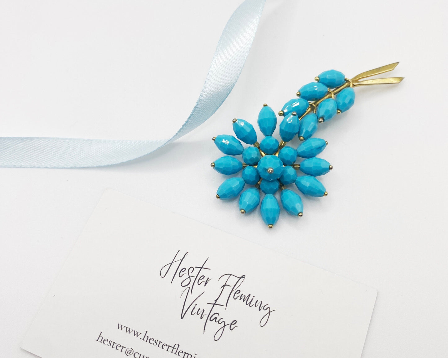 1960s Turquoise Vintage Flower Brooch – A Retro Statement Pin
