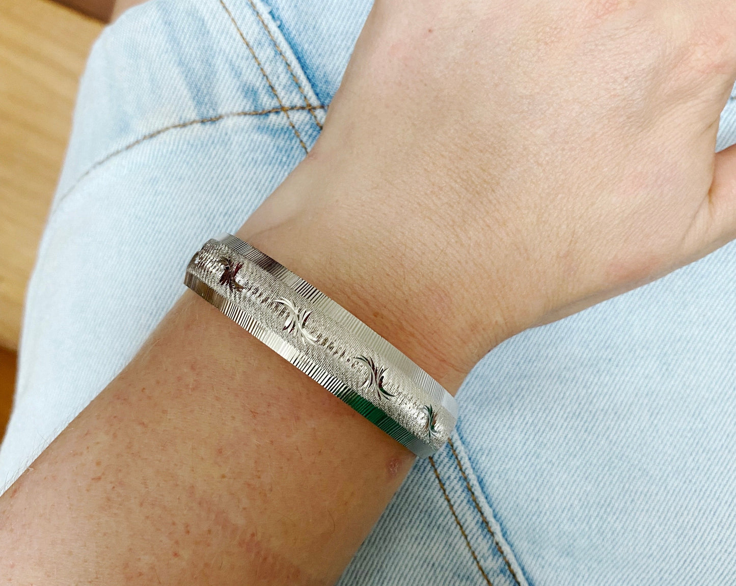 Vintage 1970s Monet Bangle