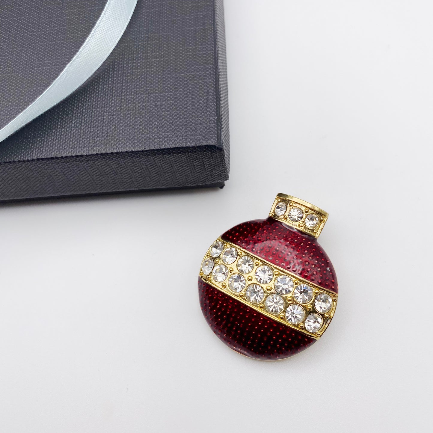 Vintage Eisenberg Ice Christmas Bauble Brooch