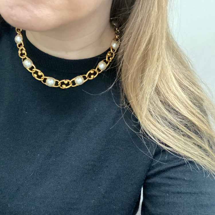 Vintage Retro Necklaces | Unique Statement & Timeless Designs