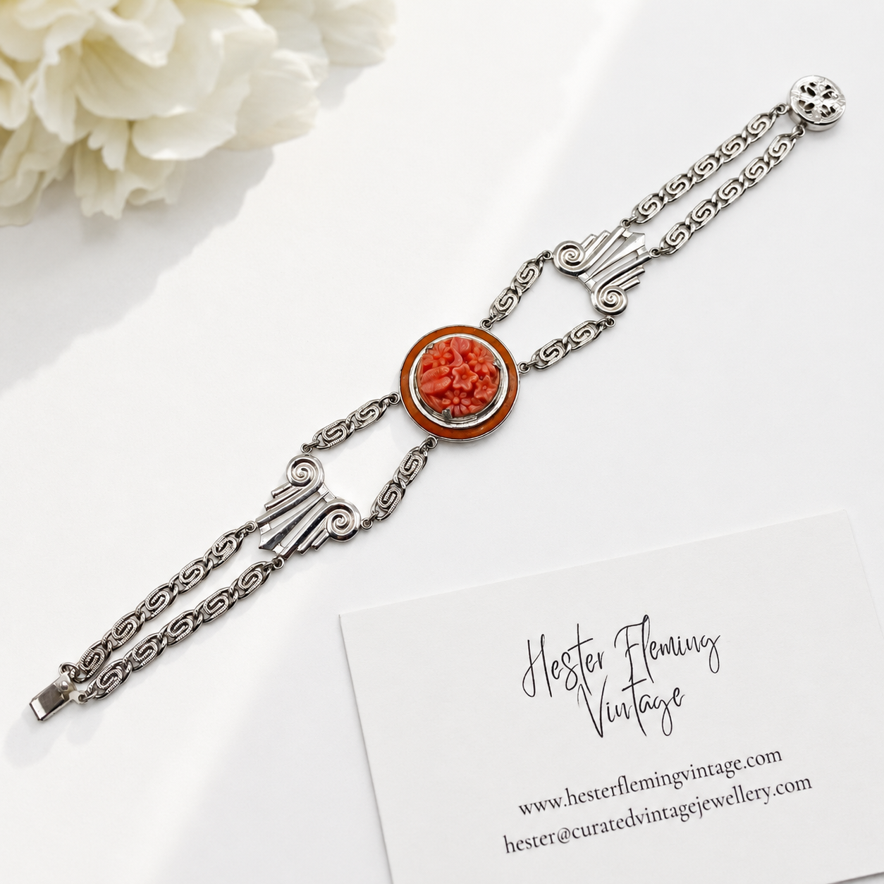 A 1930s/40s Art deco bracelet displayed on a white background. 