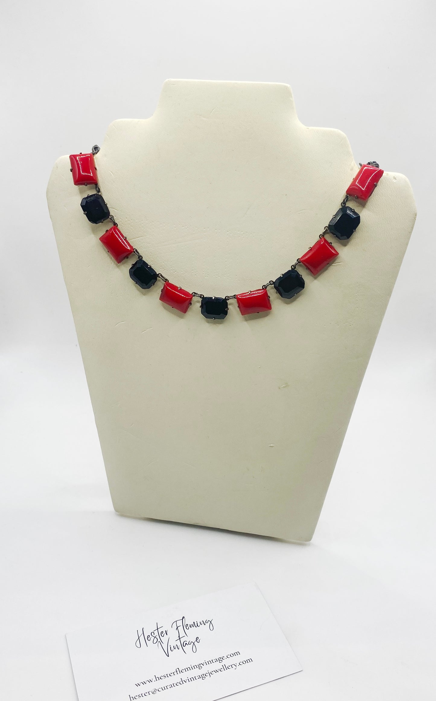 Vintage · 1930s · Czech Deco Glass Necklace