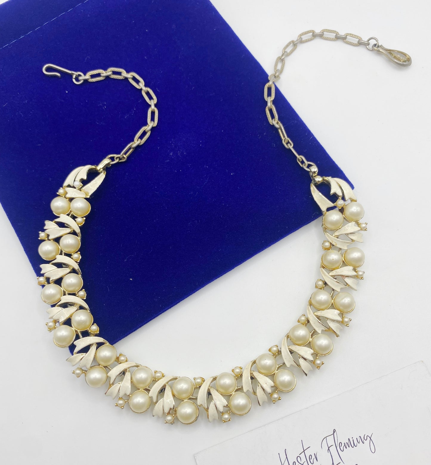 1950s Coro Necklace, close up, front view.