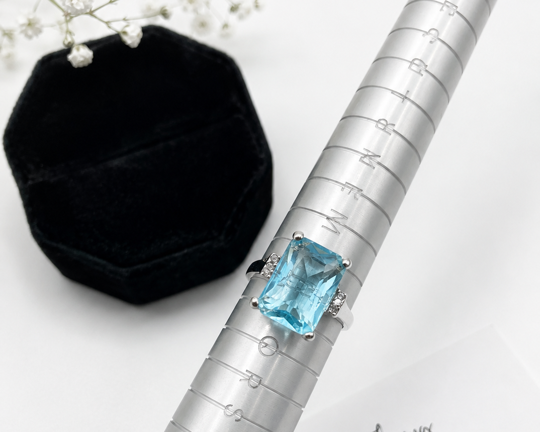 1980s Aquamarine crystal ring, on ring sizer.  Size O