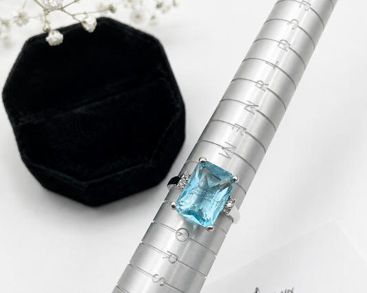1980s Aquamarine crystal ring, on ring sizer.  Size O