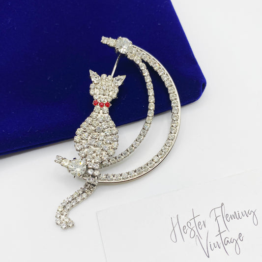 Butler & Wilson · 1990s · Crescent Moon Cat Brooch