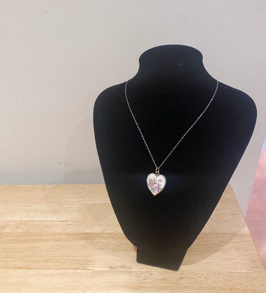 Vintage · 1930s · Enamel Rose Heart Locket