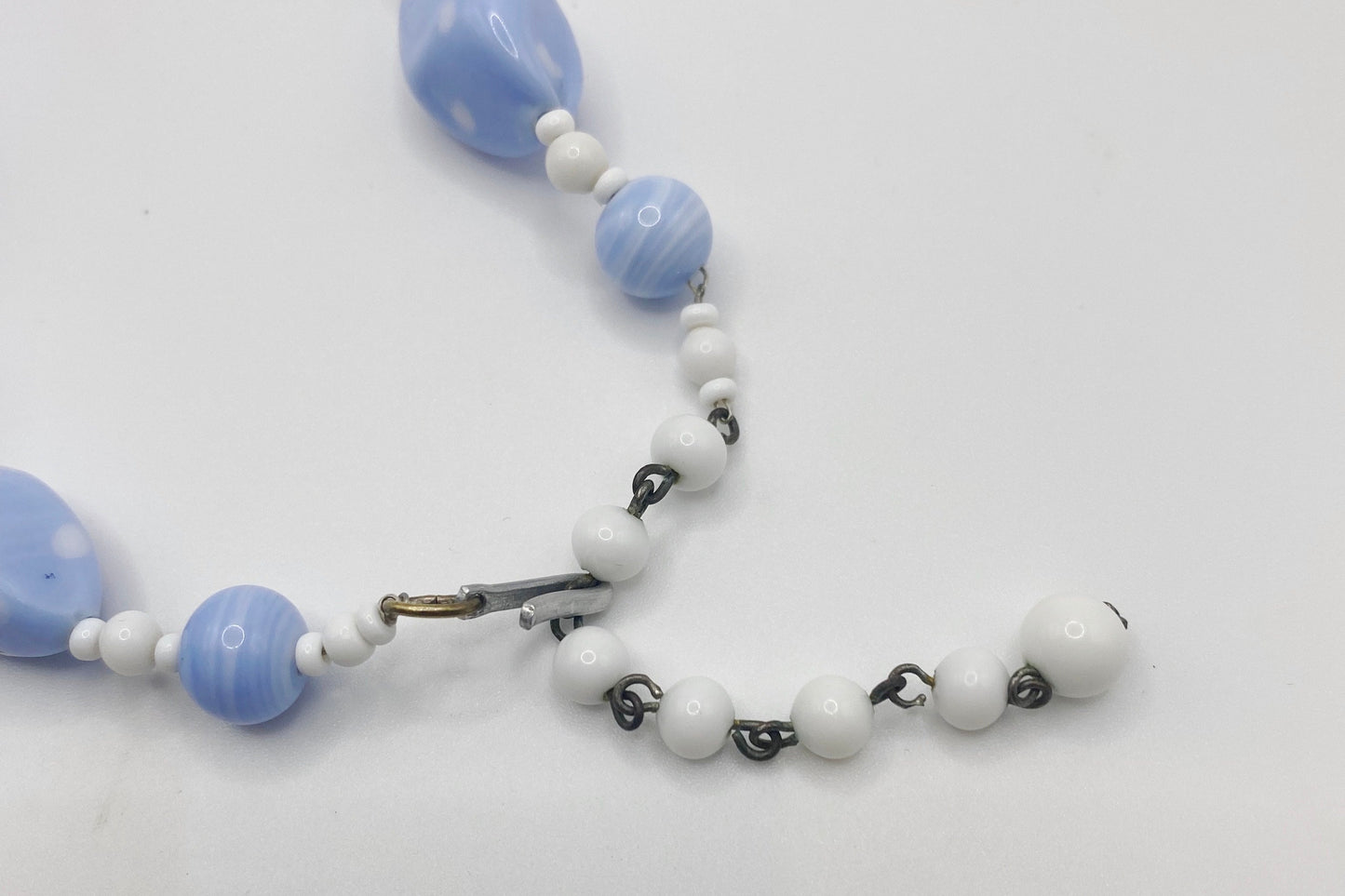 Vintage 1950s Glass Bead Necklace