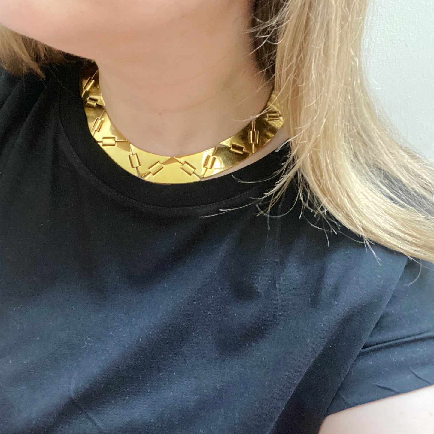 Vintage 80s Wide Collar Gold Necklace | Retro Statement Jewellery