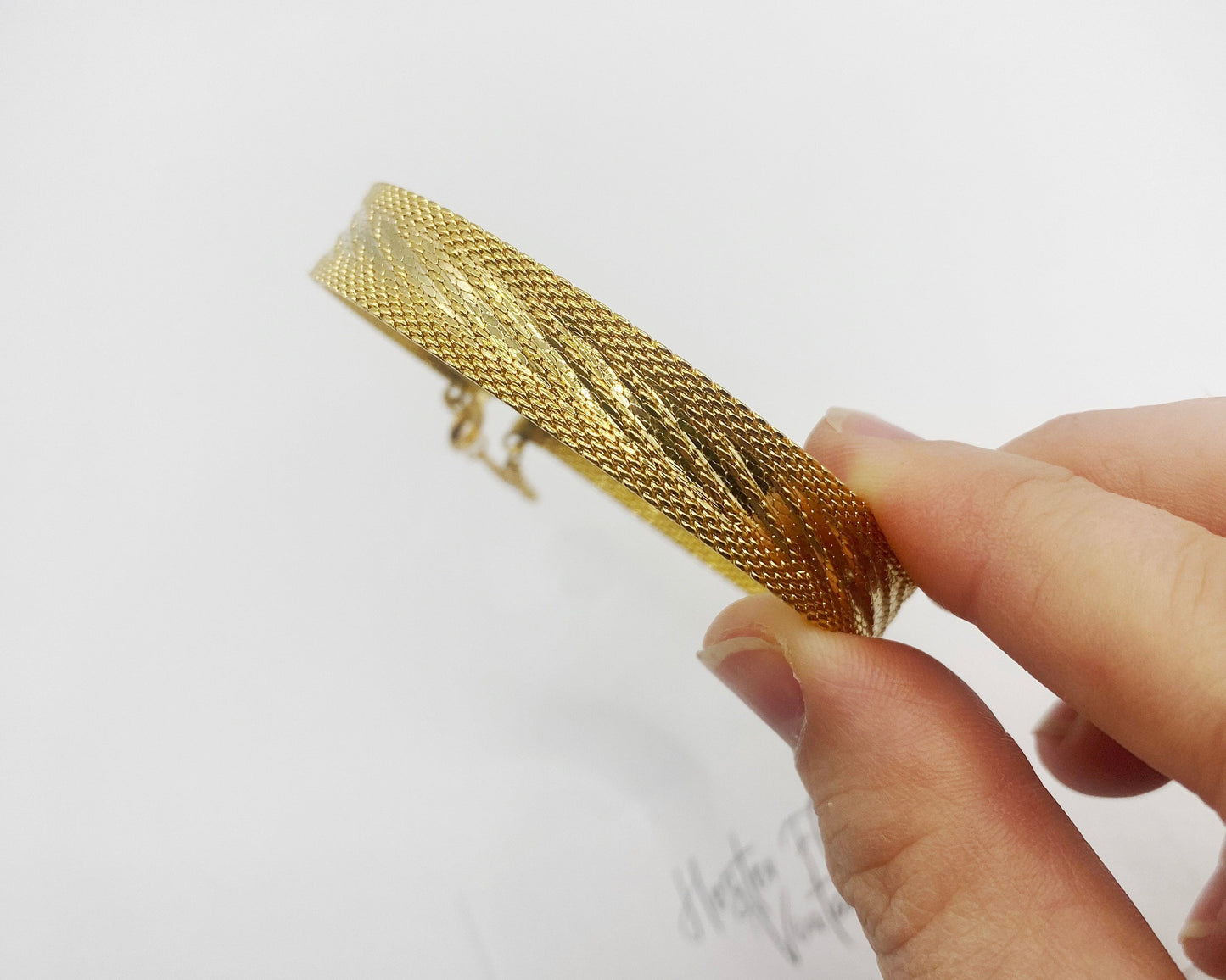 1970s Vintage Gold-Plated Mesh Bracelet | Authentic London Deadstock