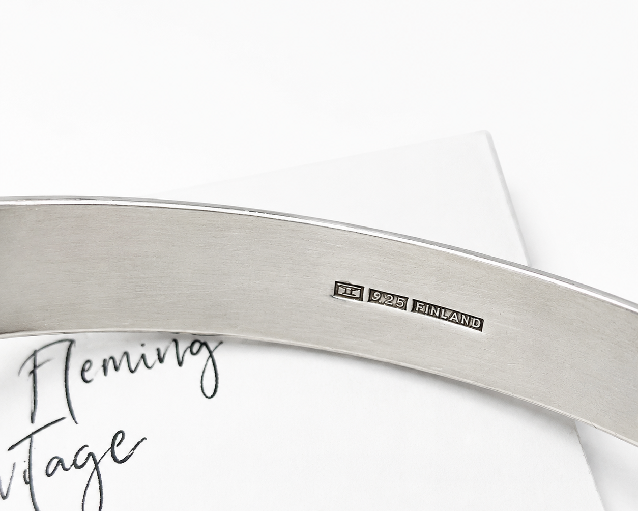 1970s Finnish sterling silver, modernist bangle. 