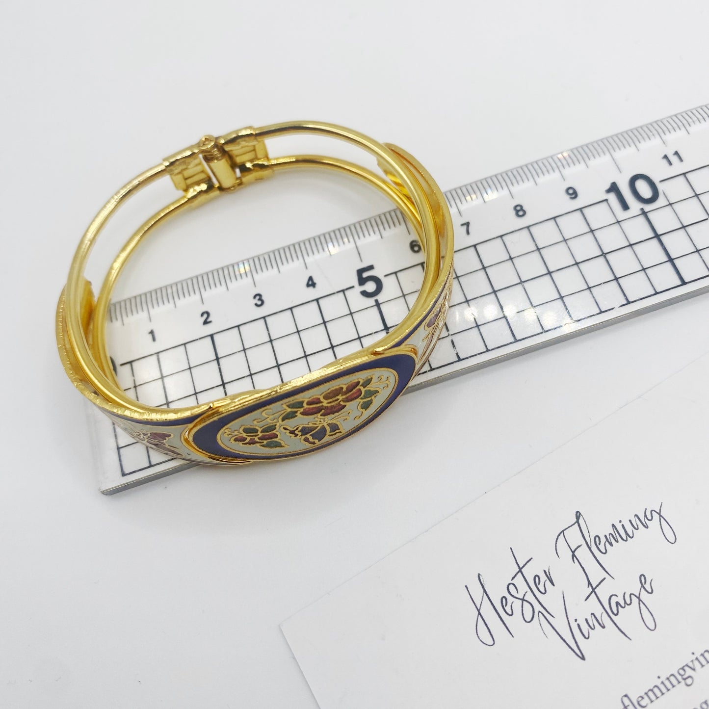 Measurement of hinged vintage enamel bangle, deadstock 1980s jewellery