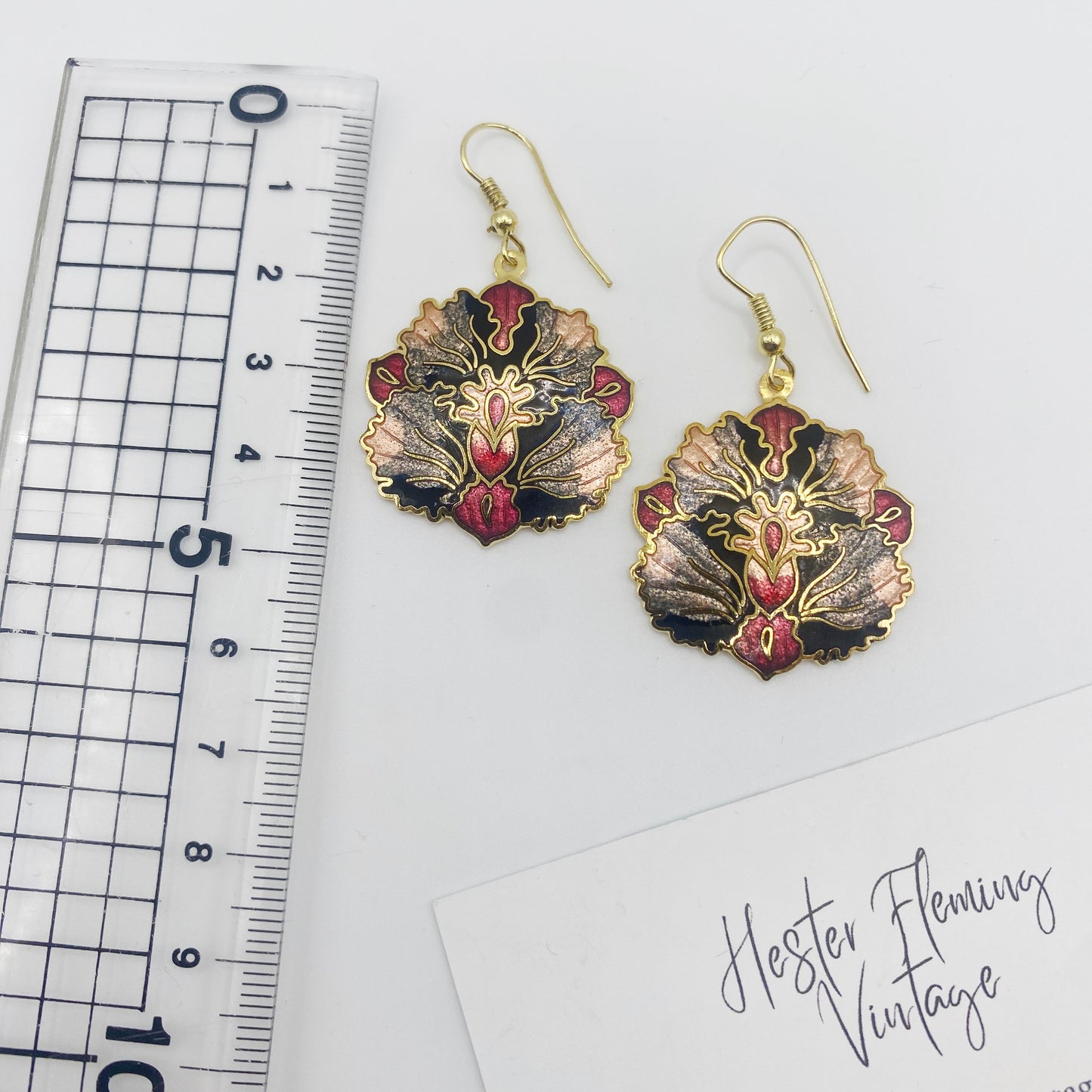 Measurement of 1980s Cloisonne Earrings