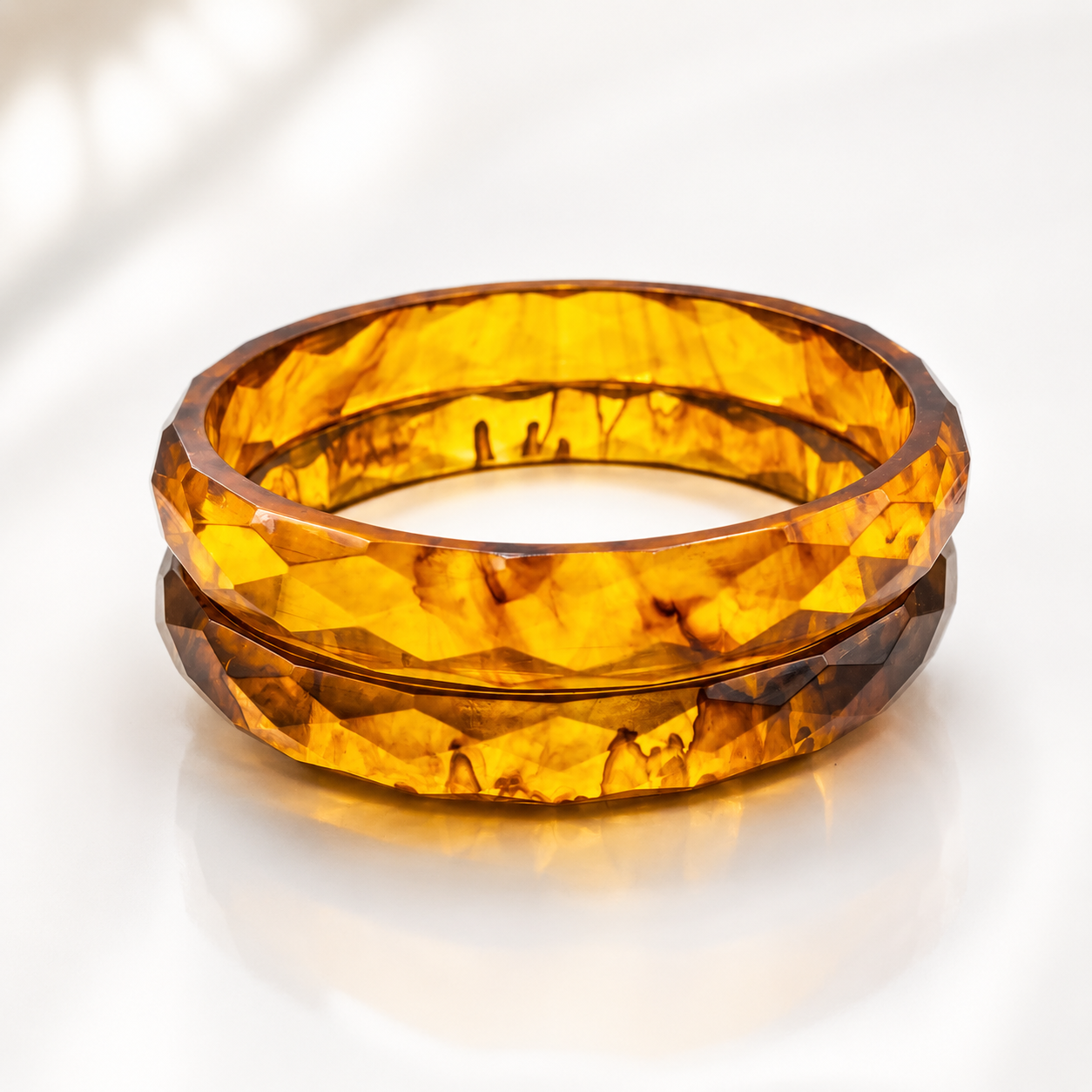 Vintage 1930s 40s Apple Juice Bakelite Bangles set. 
