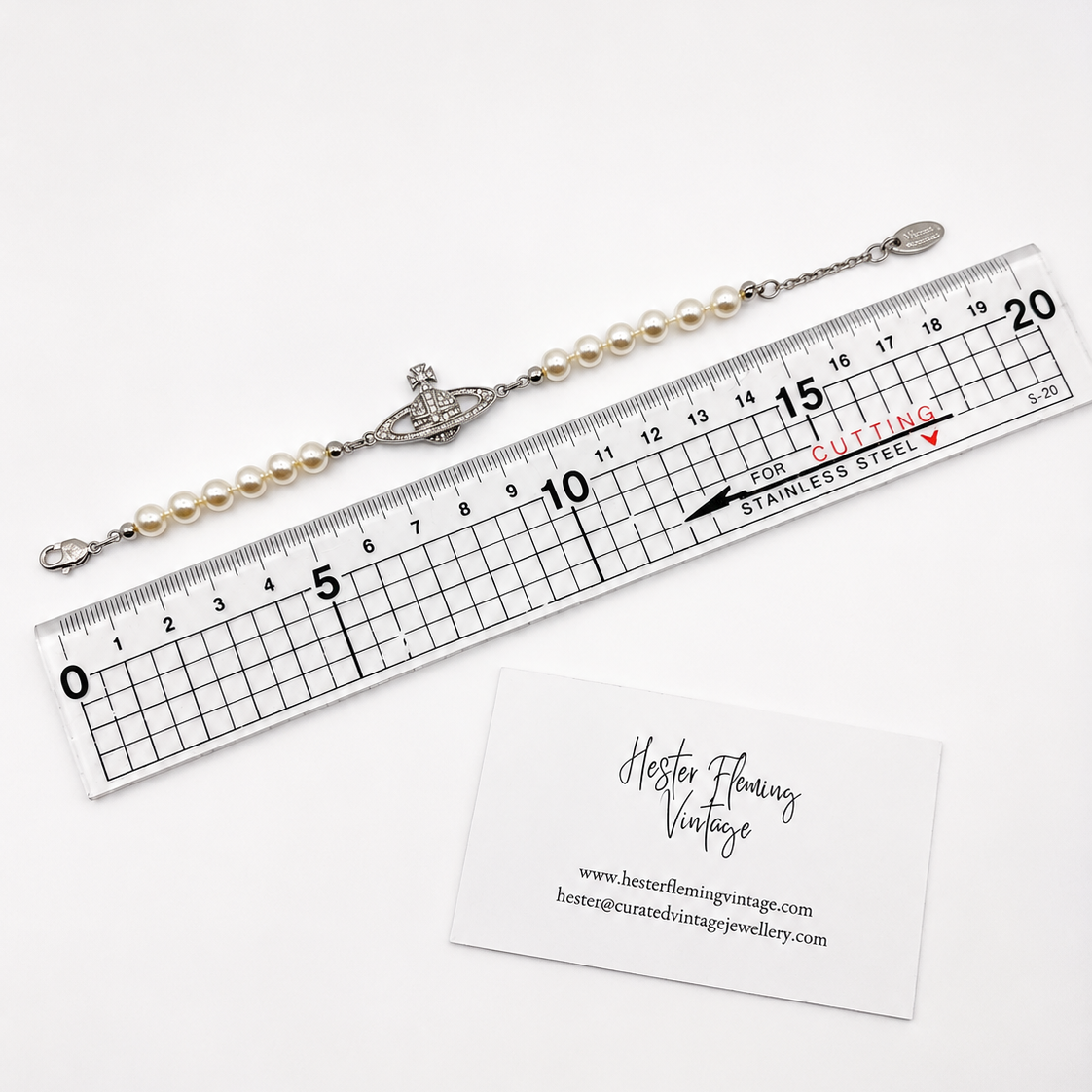 Measuring 17.5cm in length. 