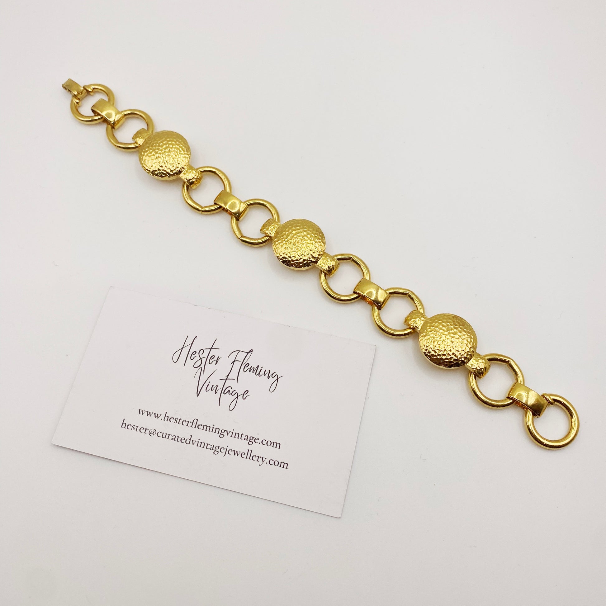 Front view of vintage 1980s Monet gold-plated bracelet in excellent condition.