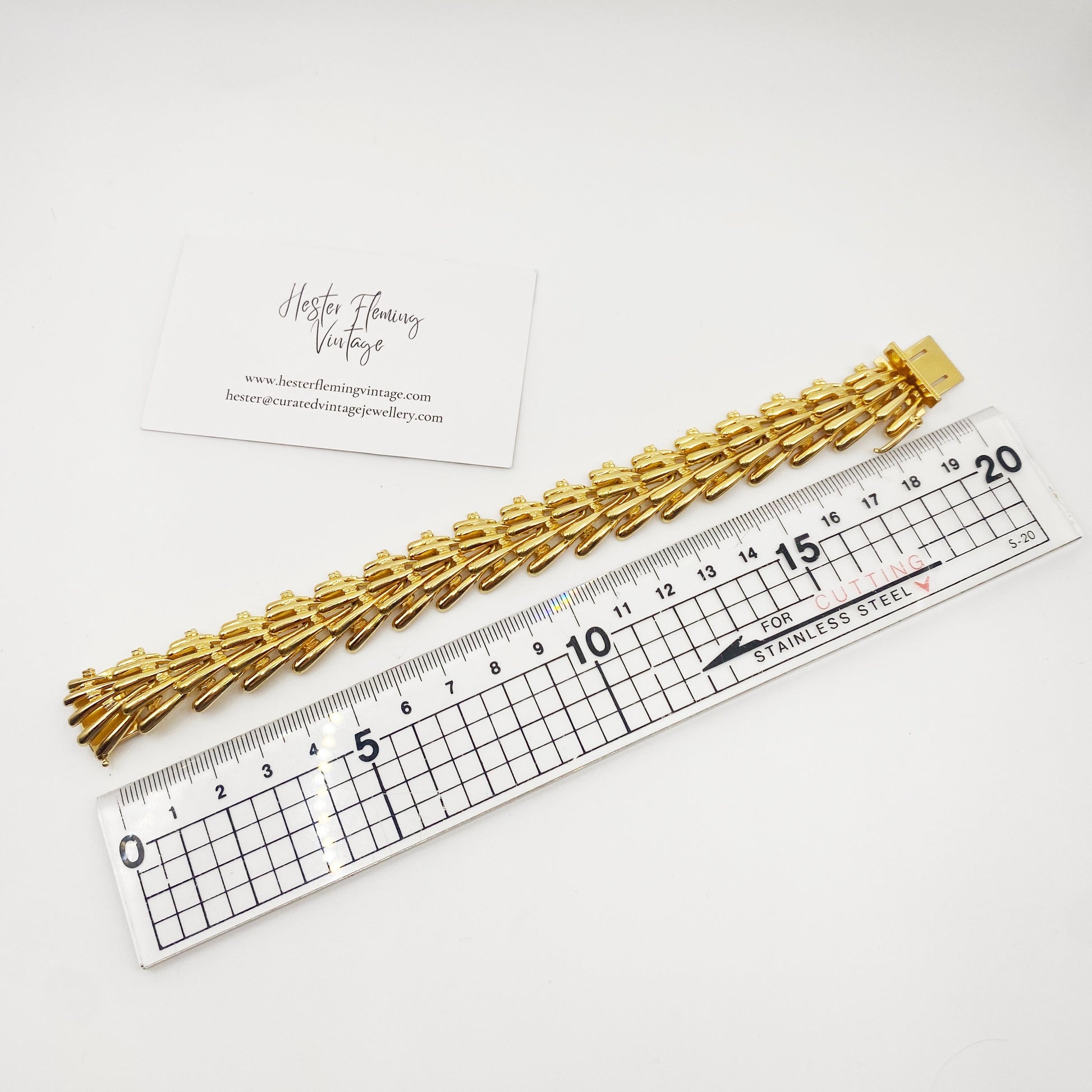Rare mid-century Grosse Germany bracelet, gold plated with classic 1960s design, measurement.