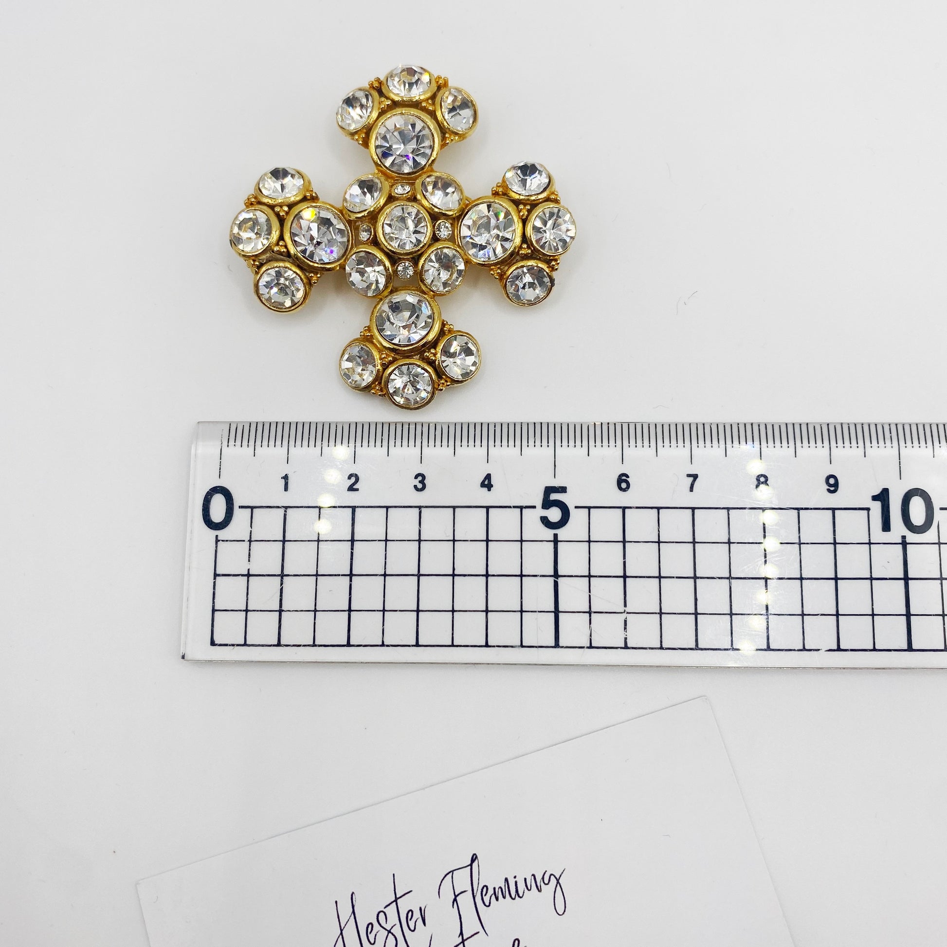 Vintage Maltese Cross brooch measurement.